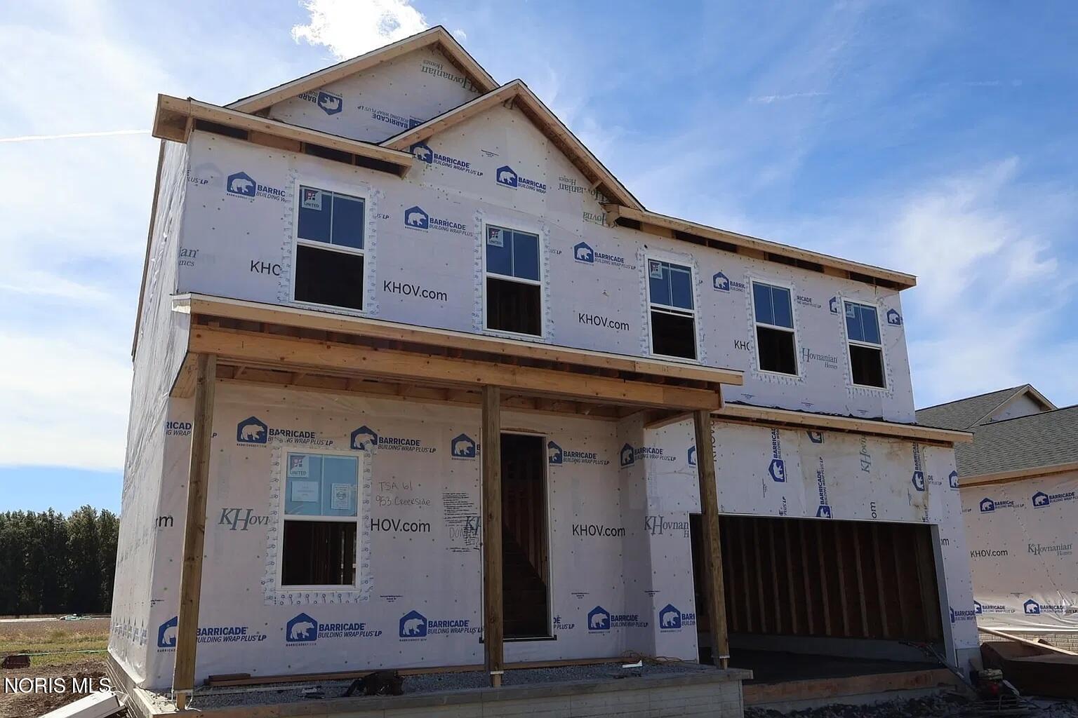 953 Creekside Lane