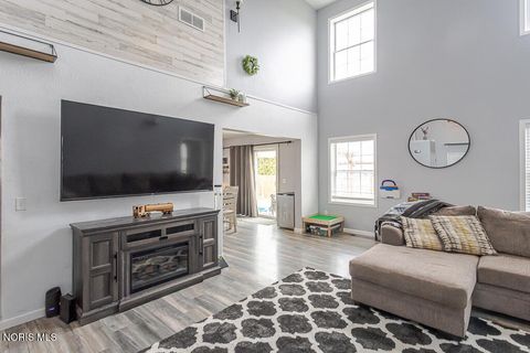 Tiny photo for 1118 Sandpiper Lane, Bowling Green, OH 43402 (MLS # 10005800)