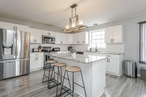 Tiny photo for 1118 Sandpiper Lane, Bowling Green, OH 43402 (MLS # 10005800)