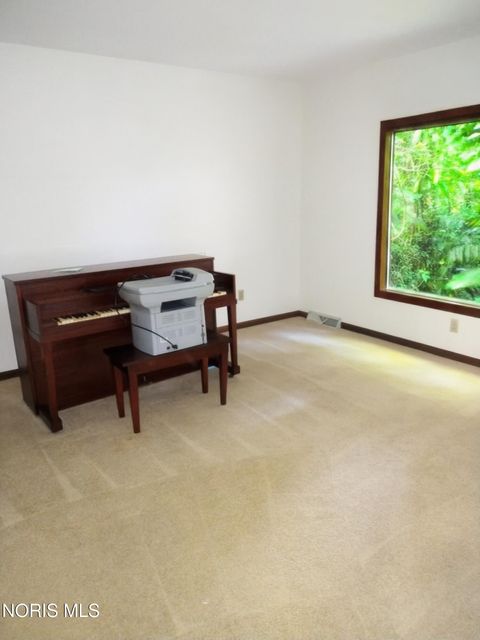 Tiny photo for 6759 Carrie Pine Lane, Toledo, OH 43617 (MLS # 10008512)
