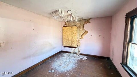Tiny photo for 923 W Woodruff Avenue, Toledo, OH 43606 (MLS # 10013019)