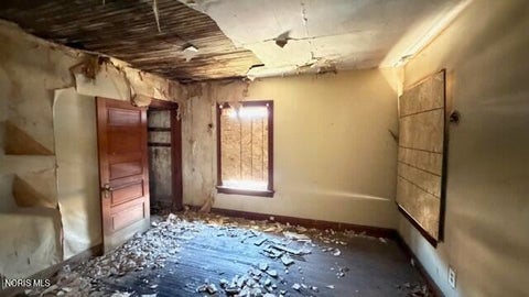 Tiny photo for 923 W Woodruff Avenue, Toledo, OH 43606 (MLS # 10013019)