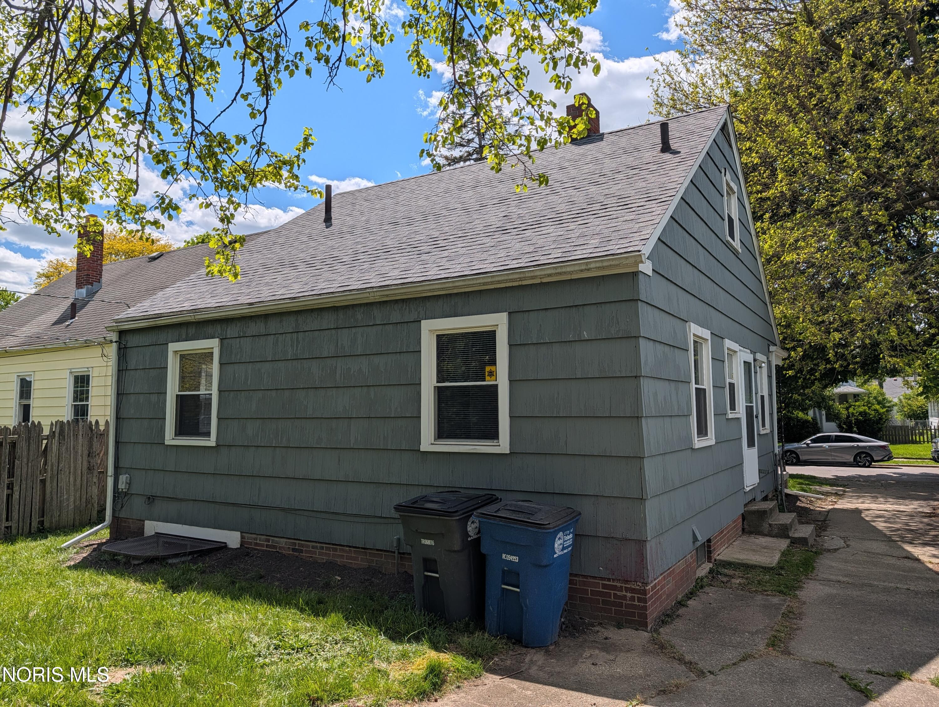 1706 Perth Street