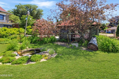 Tiny photo for 504 E Perry Street, Port Clinton, OH 43452 (MLS # 10009585)
