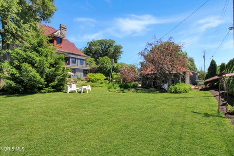 Tiny photo for 504 E Perry Street, Port Clinton, OH 43452 (MLS # 10009585)