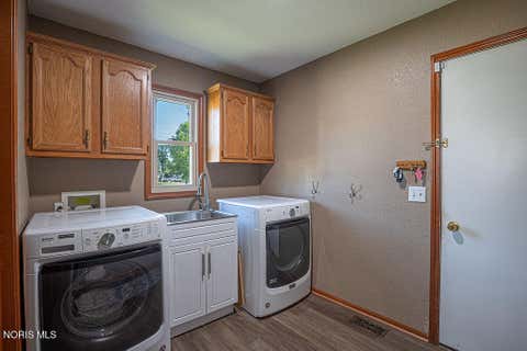 Tiny photo for 110 Hidden Meadow Drive, Holland, OH 43528 (MLS # 10011119)