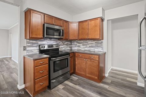 Tiny photo for 24576 Stony Ridge Road, Perrysburg, OH 43551 (MLS # 10002776)