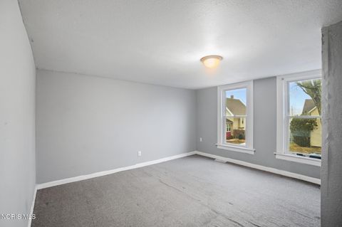 Tiny photo for 937 Prouty Avenue, Toledo, OH 43609 (MLS # 10004344)