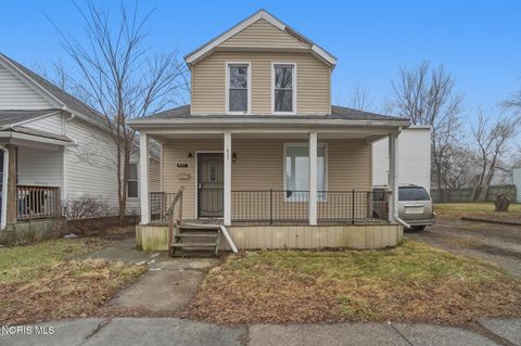 Photo of 937 Prouty Avenue, Toledo, OH 43609 (MLS # 10004344)