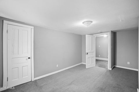 Tiny photo for 937 Prouty Avenue, Toledo, OH 43609 (MLS # 10004344)