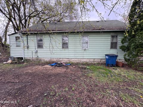 Tiny photo for 3581 Doyle Street, Toledo, OH 43608 (MLS # 10006422)