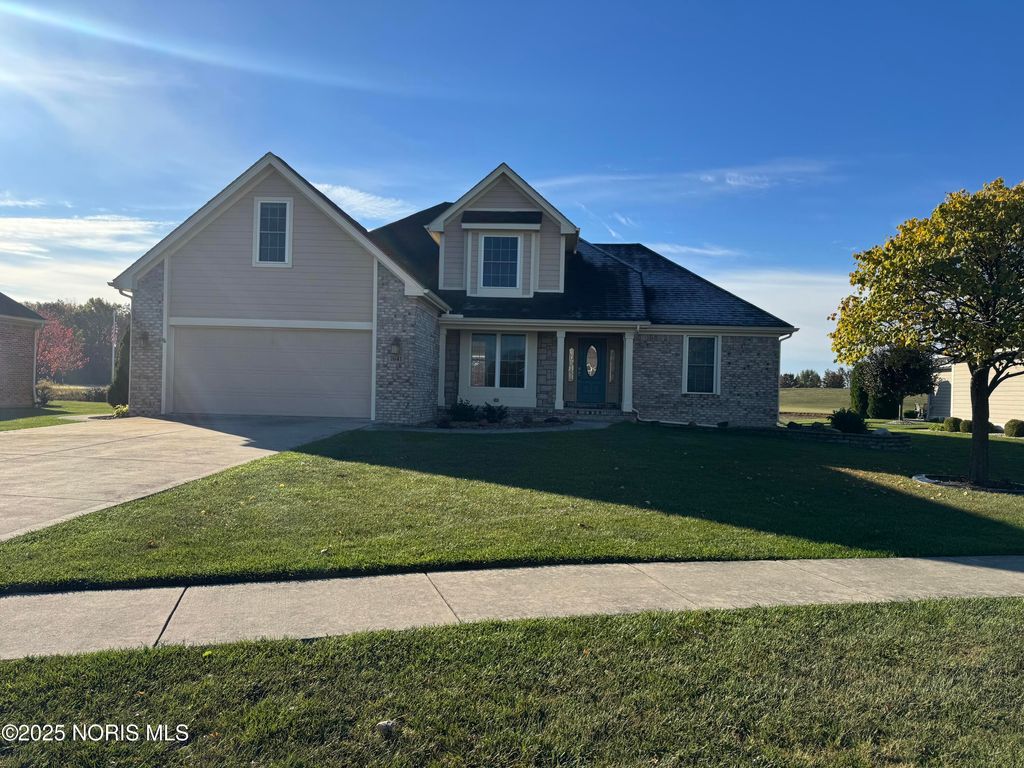 Photo for 7641 Tournament Drive, Waterville, OH 43566 (MLS # 10000664)