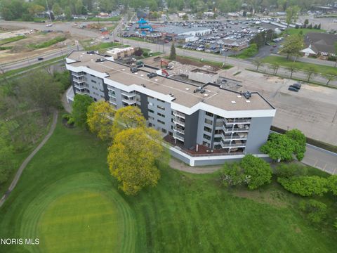 Tiny photo for 5831 Monroe Street #406, Sylvania, OH 43560 (MLS # 10007402)