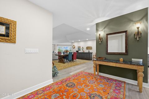 Tiny photo for 5831 Monroe Street #406, Sylvania, OH 43560 (MLS # 10007402)