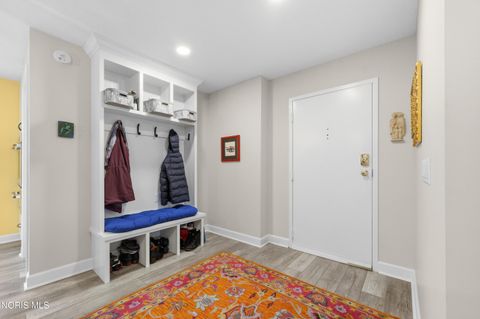 Tiny photo for 5831 Monroe Street #406, Sylvania, OH 43560 (MLS # 10007402)