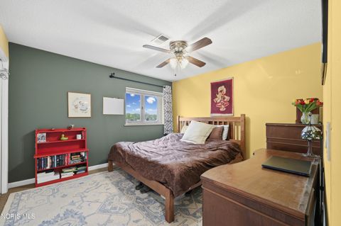 Tiny photo for 5831 Monroe Street #406, Sylvania, OH 43560 (MLS # 10007402)