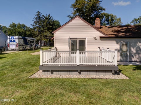 Tiny photo for 4325 Weckerly Road, Monclova, OH 43542 (MLS # 10012555)