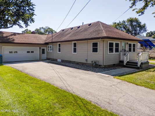 4325 WECKERLY RD, MONCLOVA, OH 43542 - Image 4e24b7d976ceb8fb721deb77344e27ab/2426117156