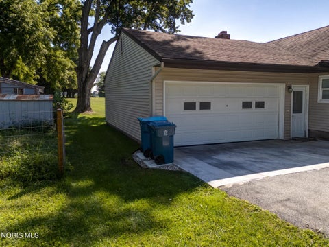 Tiny photo for 4325 Weckerly Road, Monclova, OH 43542 (MLS # 10012555)
