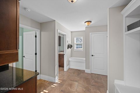 Tiny photo for 7844 Iron Horse Road, Monclova, OH 43542 (MLS # 10002789)