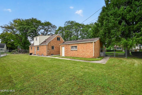 Tiny photo for 3145 Penrose Avenue, Toledo, OH 43614 (MLS # 10013022)