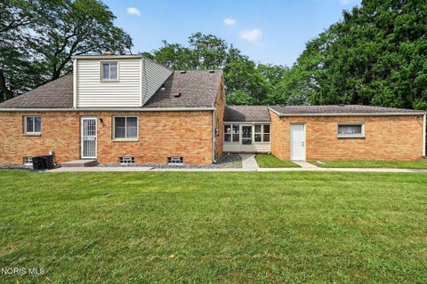 Tiny photo for 3145 Penrose Avenue, Toledo, OH 43614 (MLS # 10013022)