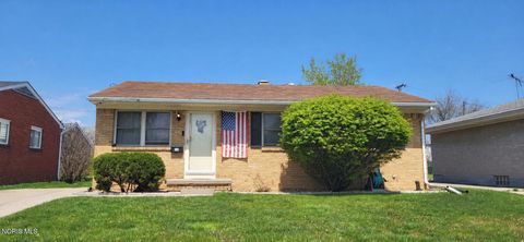Photo of 738 W Capistrano Avenue, Toledo, OH 43612 (MLS # 10008062)