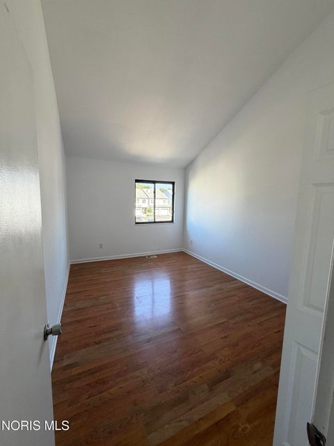 Tiny photo for 2550 W Village Drive #2550, Toledo, OH 43614 (MLS # 10012672)