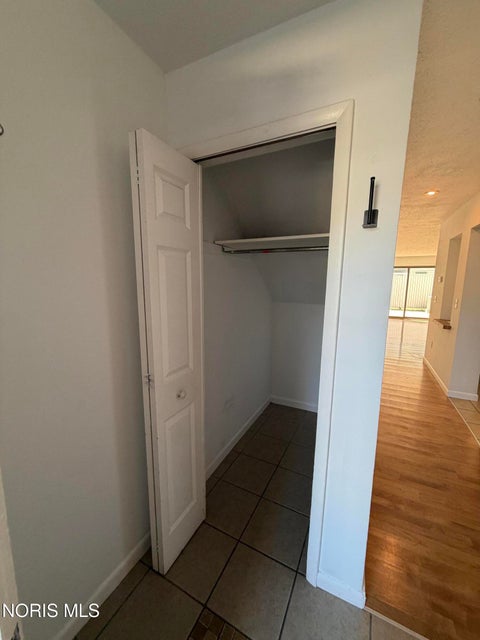Tiny photo for 2550 W Village Drive #2550, Toledo, OH 43614 (MLS # 10012672)