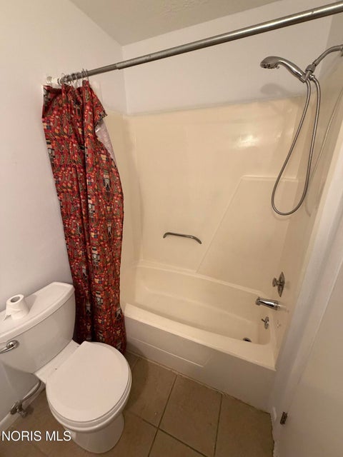 Tiny photo for 2550 W Village Drive #2550, Toledo, OH 43614 (MLS # 10012672)