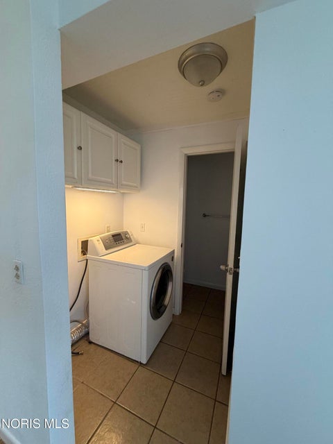 Tiny photo for 2550 W Village Drive #2550, Toledo, OH 43614 (MLS # 10012672)