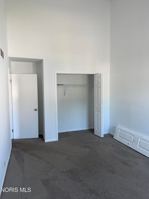 Tiny photo for 2550 W Village Drive #2550, Toledo, OH 43614 (MLS # 10012672)