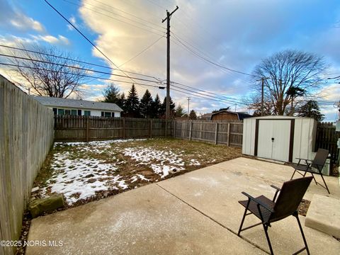 Tiny photo for 208 Gardner Avenue, Northwood, OH 43619 (MLS # 10002320)