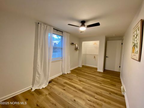 Tiny photo for 208 Gardner Avenue, Northwood, OH 43619 (MLS # 10002320)