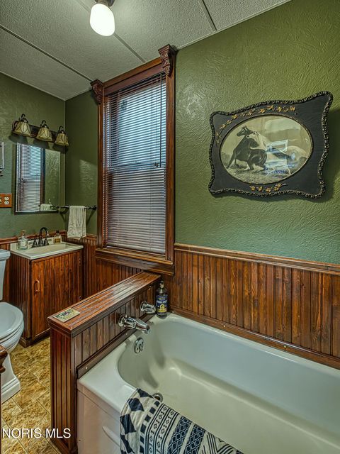 Tiny photo for 1873 N Ontario Street, Toledo, OH 43611 (MLS # 10007341)