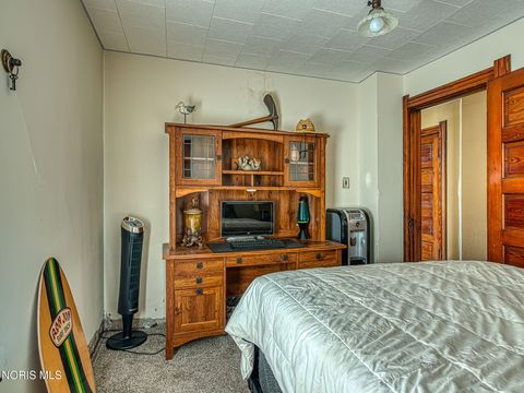 Tiny photo for 1873 N Ontario Street, Toledo, OH 43611 (MLS # 10007341)