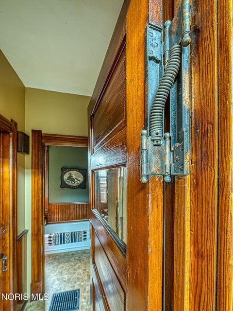 Tiny photo for 1873 N Ontario Street, Toledo, OH 43611 (MLS # 10007341)