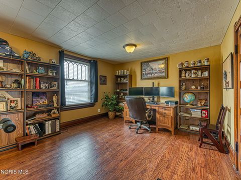 Tiny photo for 1873 N Ontario Street, Toledo, OH 43611 (MLS # 10007341)