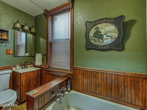 Tiny photo for 1873 N Ontario Street, Toledo, OH 43611 (MLS # 10007341)