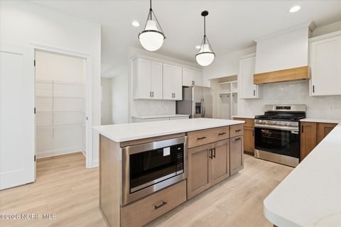 Tiny photo for 8801 Harlow Court, Sylvania, OH 43560 (MLS # 10003190)