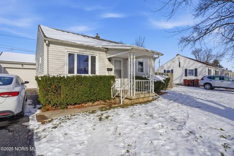 Tiny photo for 74 Virginia Avenue, Tiffin, OH 44883 (MLS # 10002166)