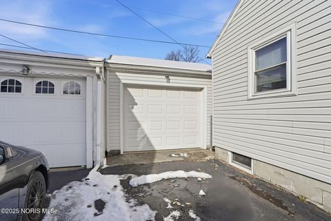 Tiny photo for 74 Virginia Avenue, Tiffin, OH 44883 (MLS # 10002166)