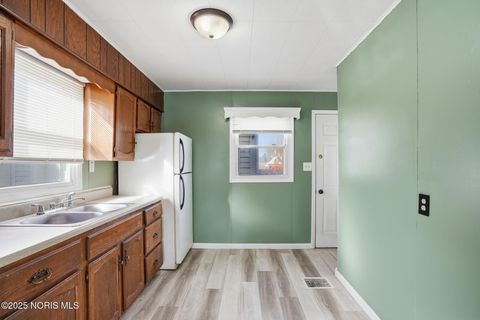 Tiny photo for 74 Virginia Avenue, Tiffin, OH 44883 (MLS # 10002166)