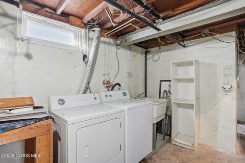 Tiny photo for 74 Virginia Avenue, Tiffin, OH 44883 (MLS # 10002166)