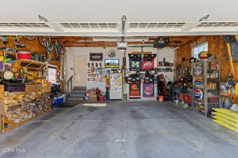 Tiny photo for 2409 Coe Court, Perrysburg, OH 43551 (MLS # 10008688)