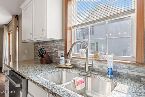 Tiny photo for 2409 Coe Court, Perrysburg, OH 43551 (MLS # 10008688)