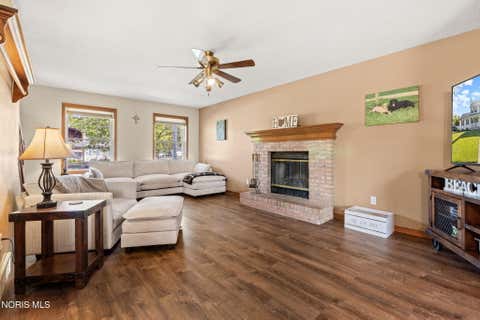 Tiny photo for 2409 Coe Court, Perrysburg, OH 43551 (MLS # 10008688)