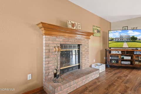 Tiny photo for 2409 Coe Court, Perrysburg, OH 43551 (MLS # 10008688)
