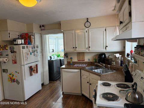 Tiny photo for 214 Corwin Street, Defiance, OH 43512 (MLS # 10003724)