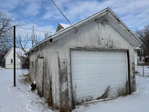 Tiny photo for 214 Corwin Street, Defiance, OH 43512 (MLS # 10003724)